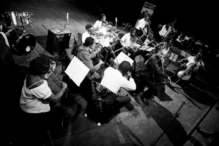 Avery Waite and members of the Kenya Music Conservatoire Orchestra