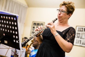 Read more about the article Elizabeth Knott and the Art of Oboe in Nairobi.