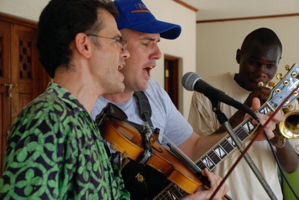 September 19, 2009 – A Barrel Bottom Scrapers Gig in Kilifi.